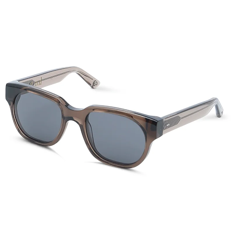Vegan Leather Bucket Bag in Light Gray for the Ethical FashionistaNine Crystal Sunglass with Green Lens