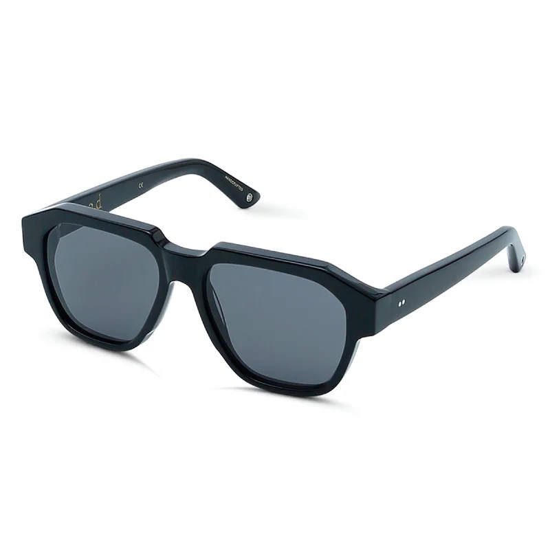 Bucket Bag with Embossed Animal Print in Tan for a Wild and Stylish StatementTwenty Eight Black Sunglass with Grey Lens