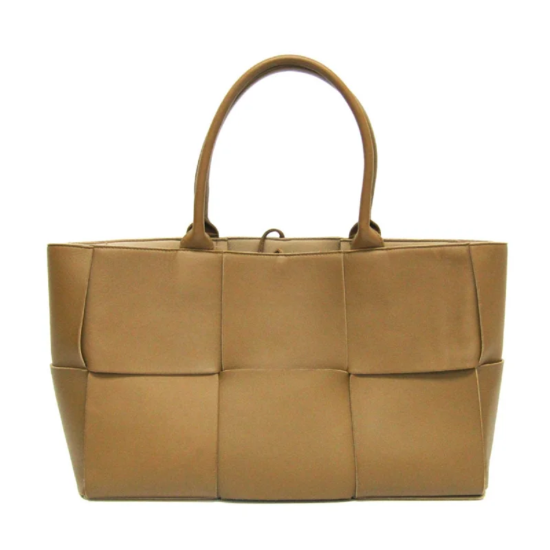 Linen Tote Bag in Natural Beige with Braided Details for a Rustic Summer EnsembleBottega Veneta Arco  Leather Tote Bag (Pre-Owned)