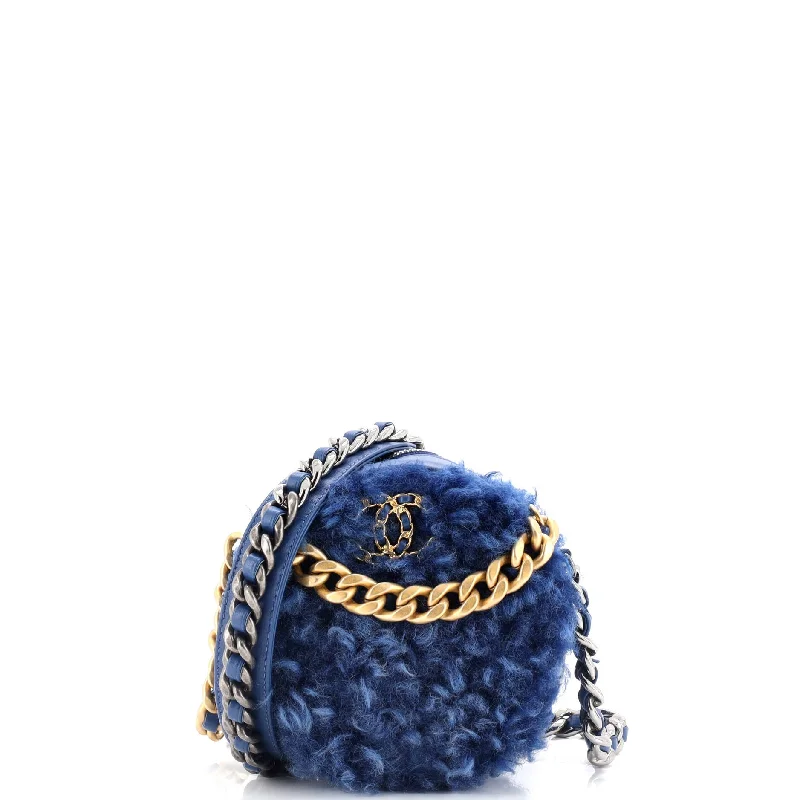 Women's Glittery Clutch in Blue for Disco - Themed Events19 Round Clutch with Chain Quilted Shearling