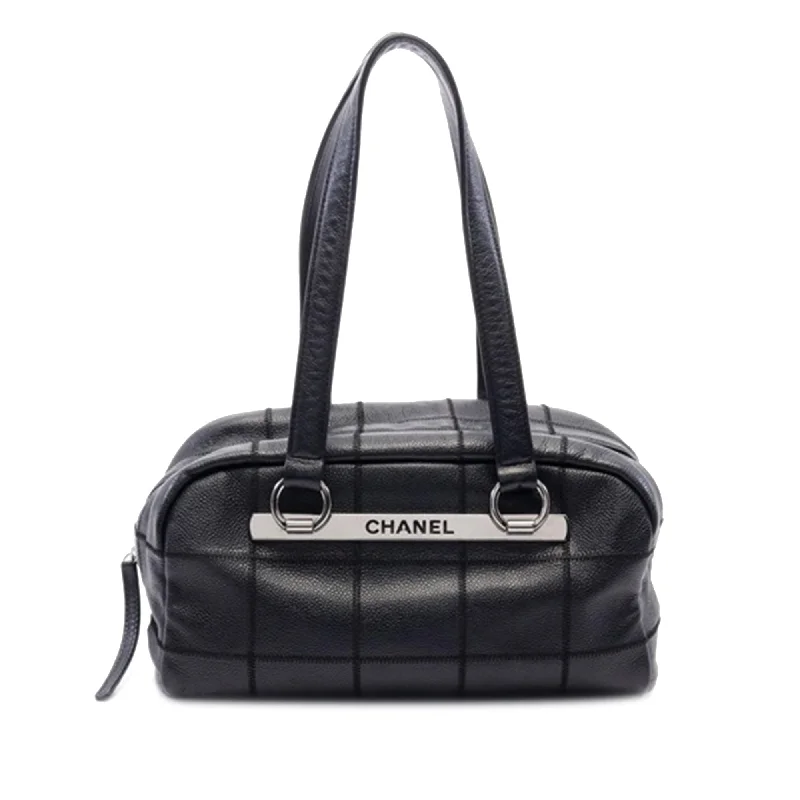 Leather Shoulder Bag with Magnetic Closure in Black for Quick AccessBlack Chanel Choco Bar Caviar Shoulder Bag