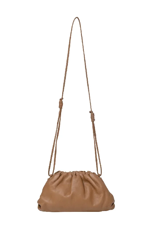 Quilted Shoulder Bag in Cream for a Classic and Elegant Look[WB7377] Bottega Veneta | Cross-Body Bag
