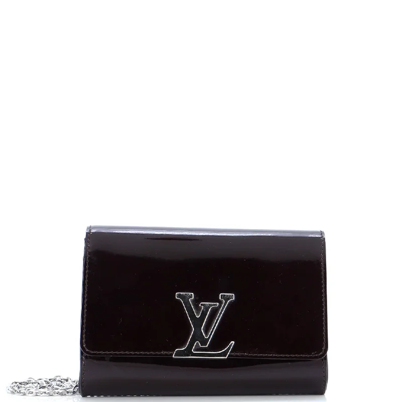 Velvet Clutch Bag in Burgundy with Crystal Embellishments for Formal DinnersChain Louise Clutch Patent PM