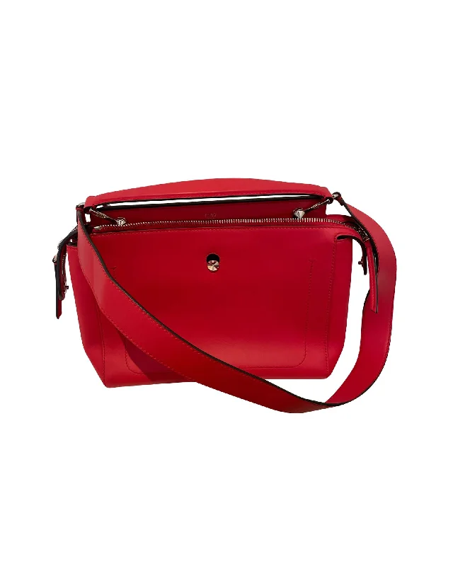 Women's Shoulder Bag with Faux Fur Strap in White for Winter StyleFendi Dotcom Shoulder Bag in Red Leather