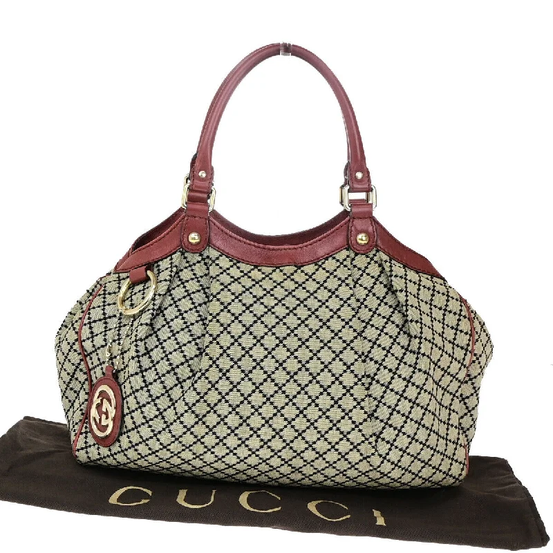Snake - Skin Effect Clutch in Green for Exotic PartiesGucci Sukey  Canvas Shoulder Bag (Pre-Owned)