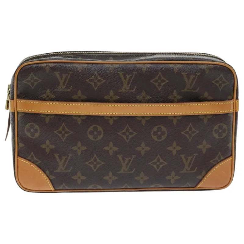 Snake - Skin Effect Clutch in Green for Exotic PartiesLouis Vuitton Compiegne 28  Canvas Clutch Bag (Pre-Owned)