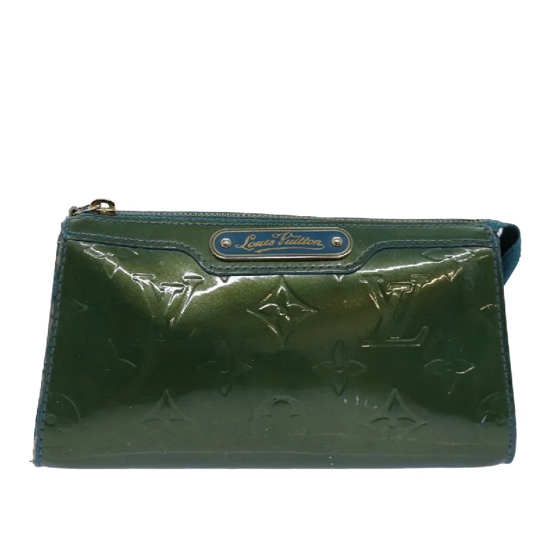 Leather Clutch with Chain Strap in Black for Cocktail PartiesLouis Vuitton Cosmetic Pouch  Patent Leather Clutch Bag (Pre-Owned)
