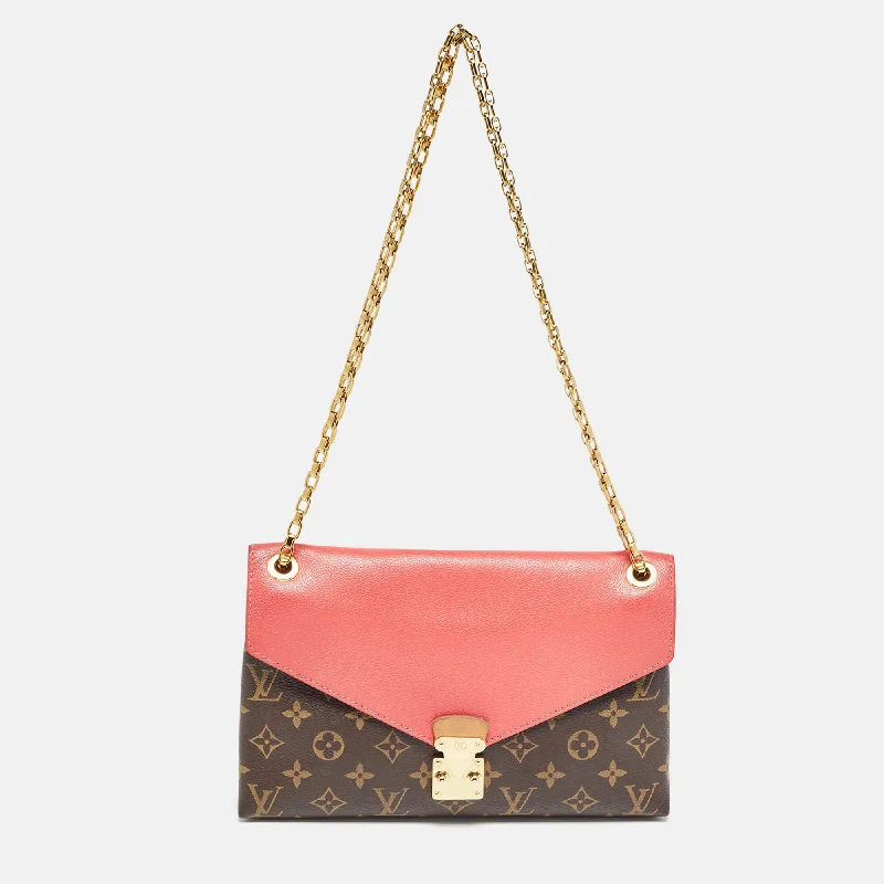 Women's Embroidered Silk Evening Bag in Navy for WeddingsLouis Vuitton Litchi Monogram Canvas Pallas Chain Bag
