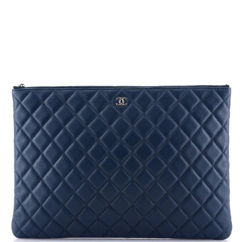 Snake - Skin Effect Clutch in Green for Exotic PartiesO Case Clutch Quilted Lambskin Large