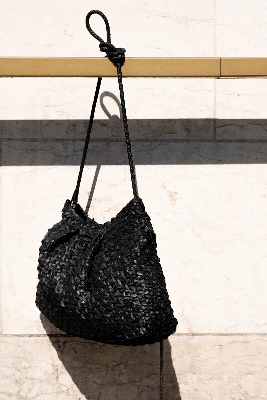 Women's Shoulder Bag with Fringe Details in Brown for a Bohemian StyleLeather Bag OLIVIA CUIR