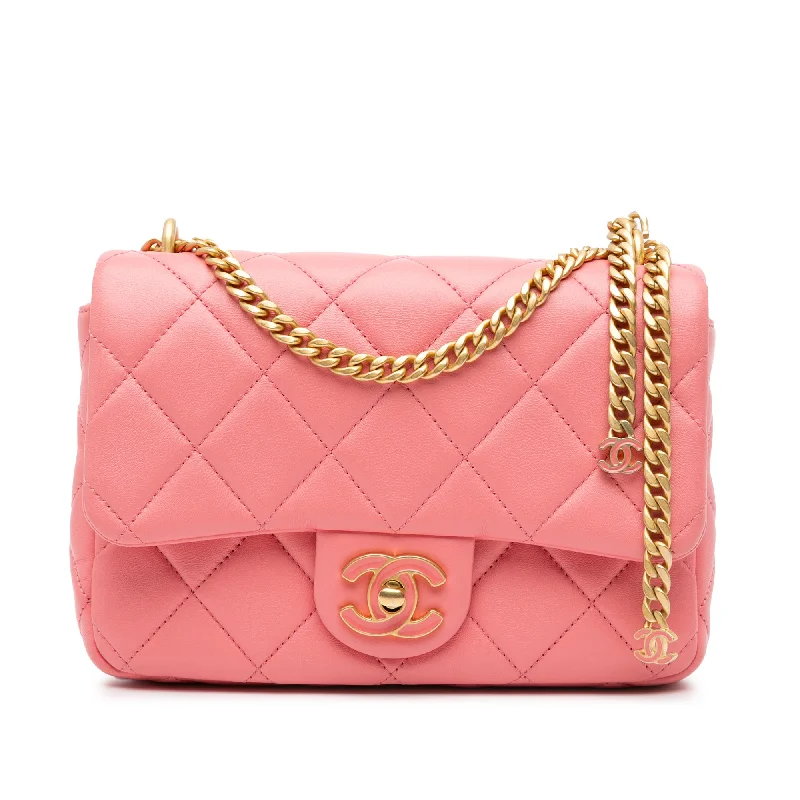 Shoulder Bag with Geometric Pattern in Multicolor for a Contemporary StylePink Chanel Small Lambskin Pending CC Flap Shoulder Bag