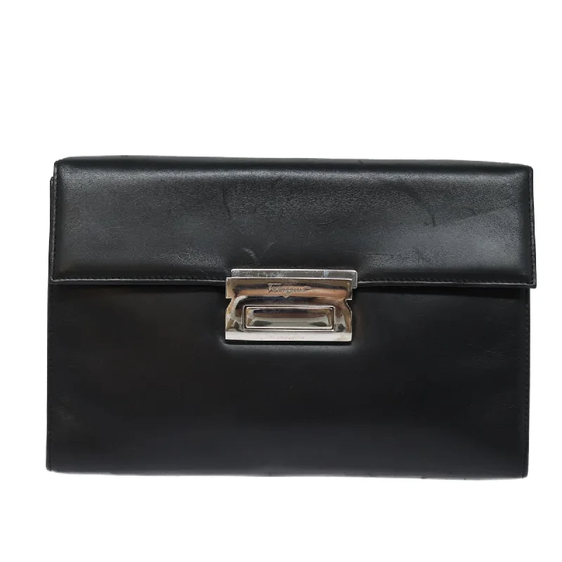 Velvet Clutch Bag in Burgundy with Crystal Embellishments for Formal DinnersSalvatore Ferragamo  Leather Clutch Bag (Pre-Owned)