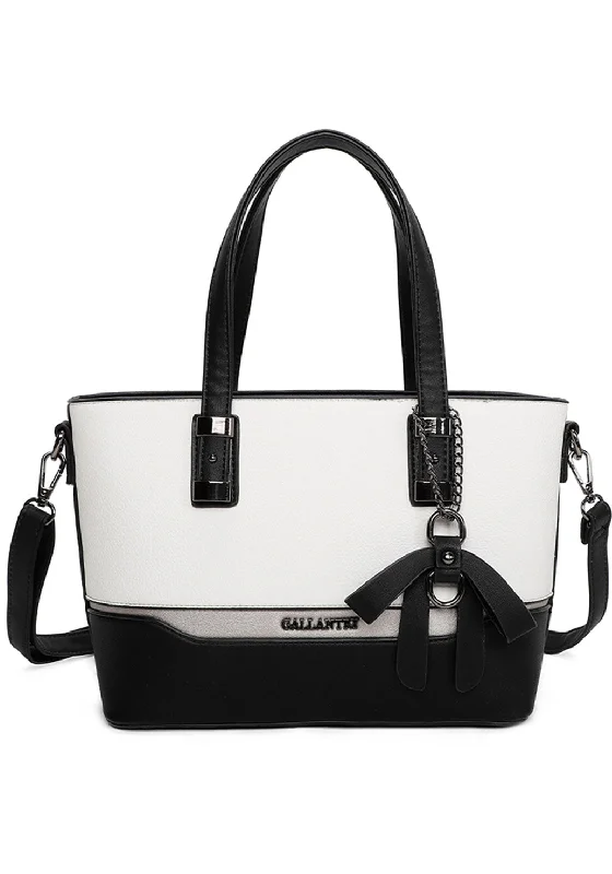 Pvc Shoulder Bag in Clear with Glitter for a Fun and Modern LookZen Collection Charm Detail Shopper Handbag, White