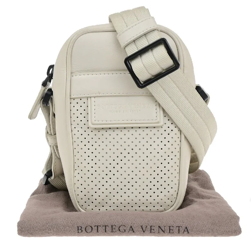 Metallic Shoulder Bag in Gold for Special OccasionsBottega Veneta Leggero  Leather Shoulder Bag (Pre-Owned)