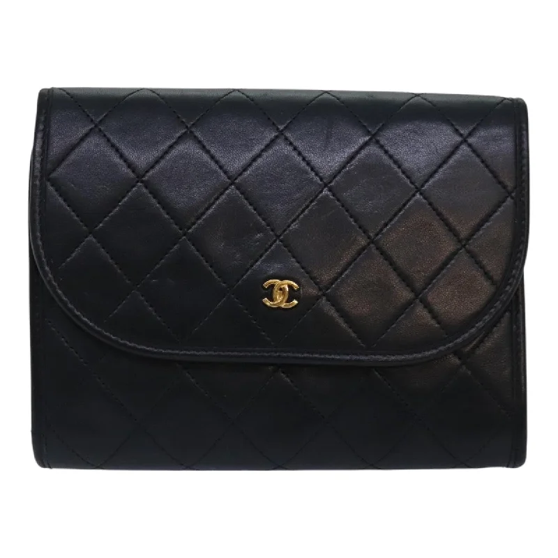 Embroidered Denim Shoulder Bag in Blue for a Vintage VibeChanel Matelassé  Leather Shoulder Bag (Pre-Owned)