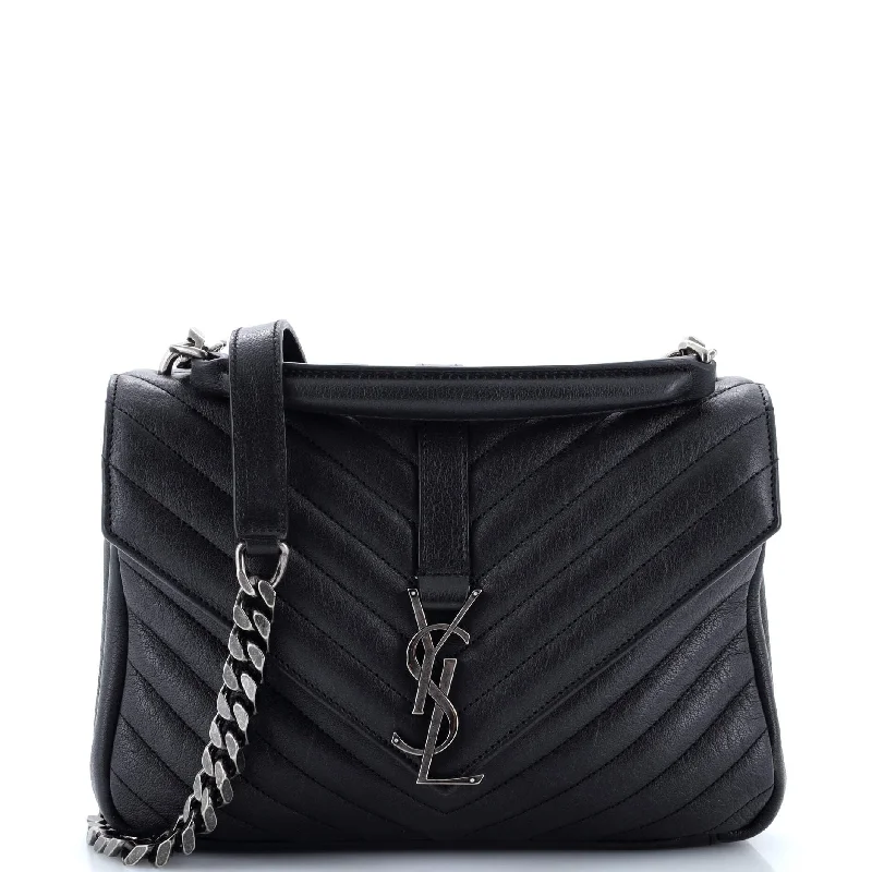 Women's Shoulder Bag with Faux Fur Strap in White for Winter StyleClassic Monogram College Bag Matelasse Chevron Leather Medium