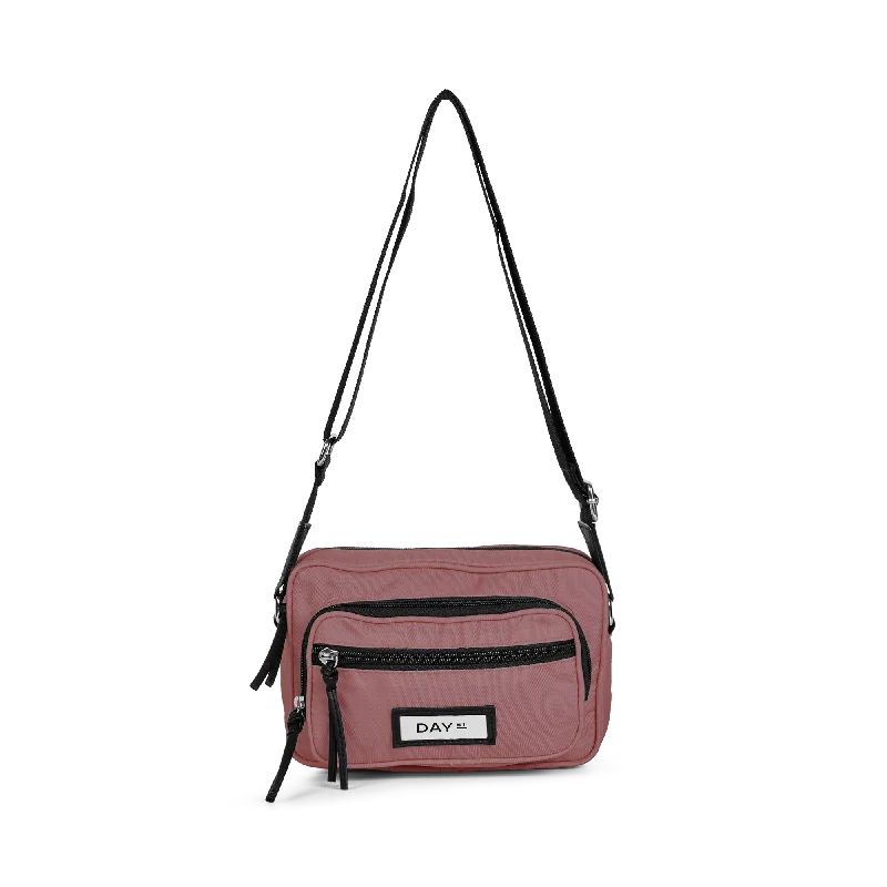 Quilted Leather Crossbody Bag in Cream for a Classic and Elegant AppearanceSmall Nylon Crossbody Shoulder Bag Quilted Leather Crossbody Bag in Cream for a Classic and Elegant AppearanceSmall Nylon Crossbody Shoulder Bag