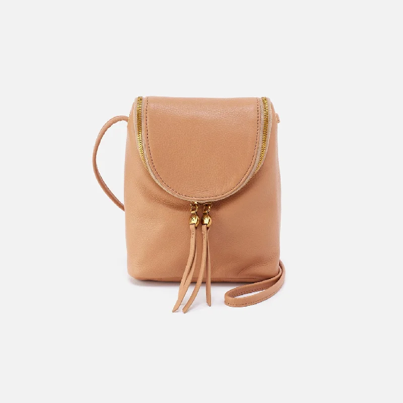 Leather - Trimmed Denim Crossbody Bag in Blue for a Vintage - Inspired LookFern Crossbody In Pebbled Leather - Sandstorm