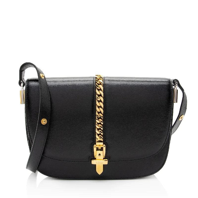 Women's Shoulder Bag with Floral Embroidery in Purple for Spring WalksGucci Leather Sylvie 1969 Small Shoulder Bag Women's Shoulder Bag with Floral Embroidery in Purple for Spring WalksGucci Leather Sylvie 1969 Small Shoulder Bag