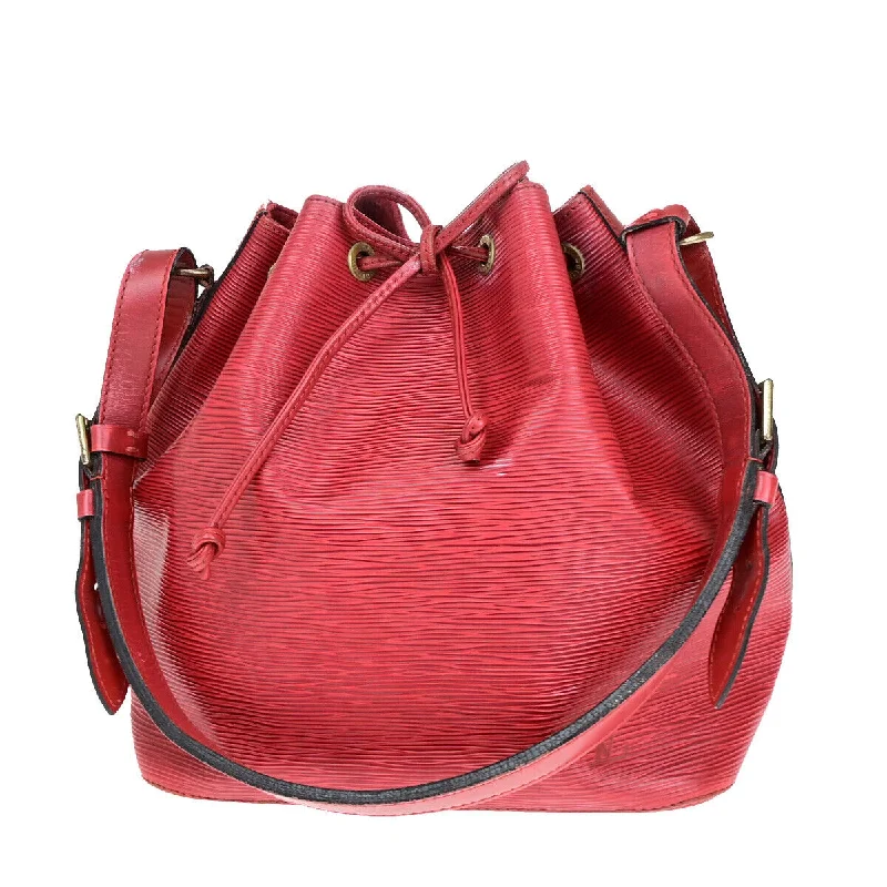 Women's Shoulder Bag with Fringe Details in Brown for a Bohemian StyleLouis Vuitton Noé  Leather Shoulder Bag (Pre-Owned)