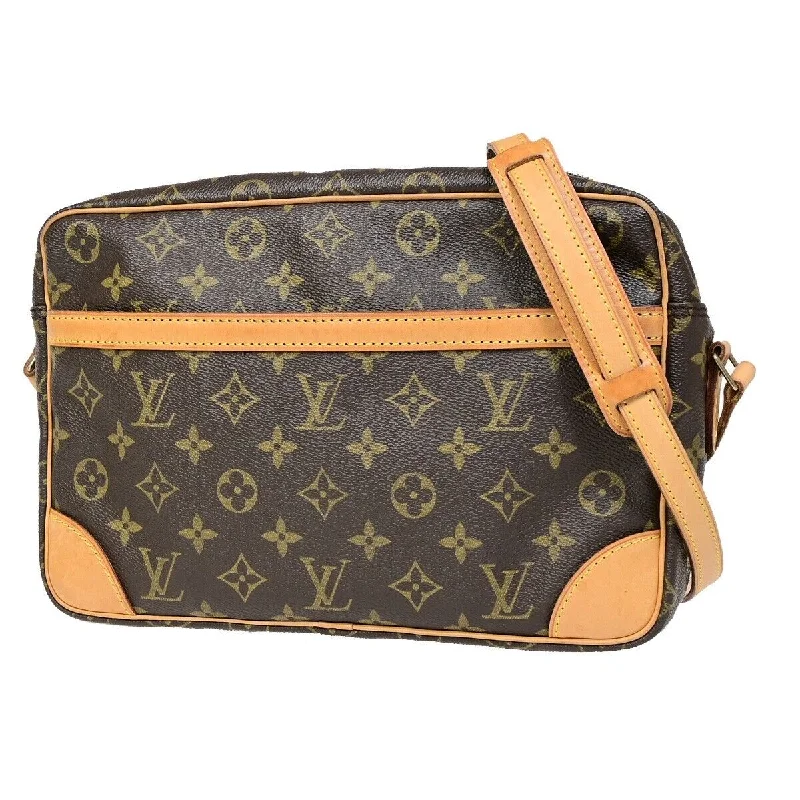 Shoulder Bag with Geometric Pattern in Multicolor for a Contemporary StyleLouis Vuitton Trocadéro  Canvas Shoulder Bag (Pre-Owned)