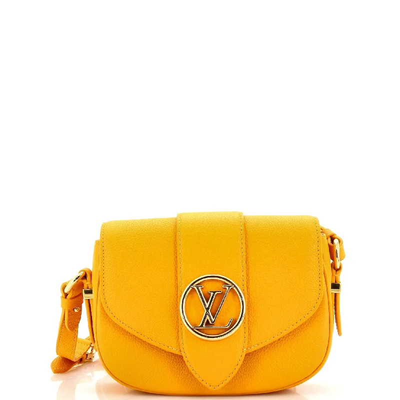 Metallic Crossbody Bag in Silver for New Year's Eve and Special CelebrationsLV Pont 9 Soft Bag Leather PM