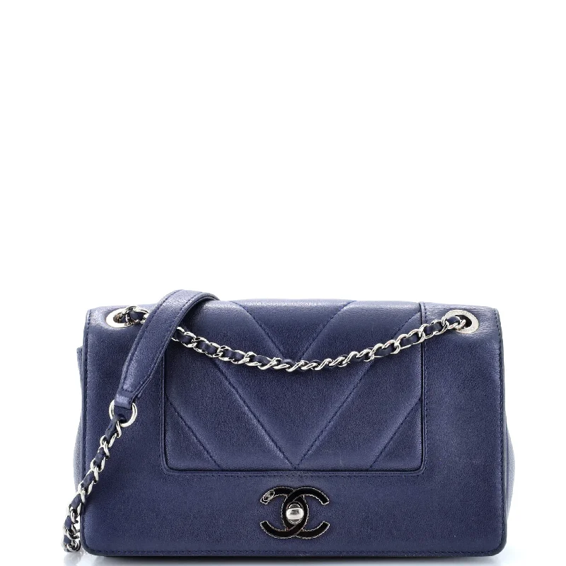 Women's Canvas Shoulder Bag in Navy with Striped Pattern for Beach TripsMademoiselle Vintage Flap Bag Chevron Sheepskin Small