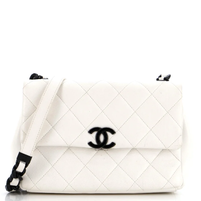 Pvc Shoulder Bag in Clear with Glitter for a Fun and Modern LookMy Everything Flap Bag Quilted Caviar Medium