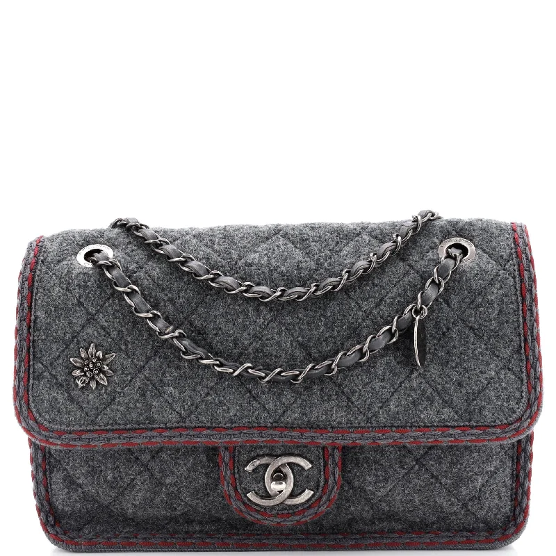 Leather Shoulder Bag with Magnetic Closure in Black for Quick AccessParis-Salzburg Flap Bag Quilted Wool Medium Leather Shoulder Bag with Magnetic Closure in Black for Quick AccessParis-Salzburg Flap Bag Quilted Wool Medium