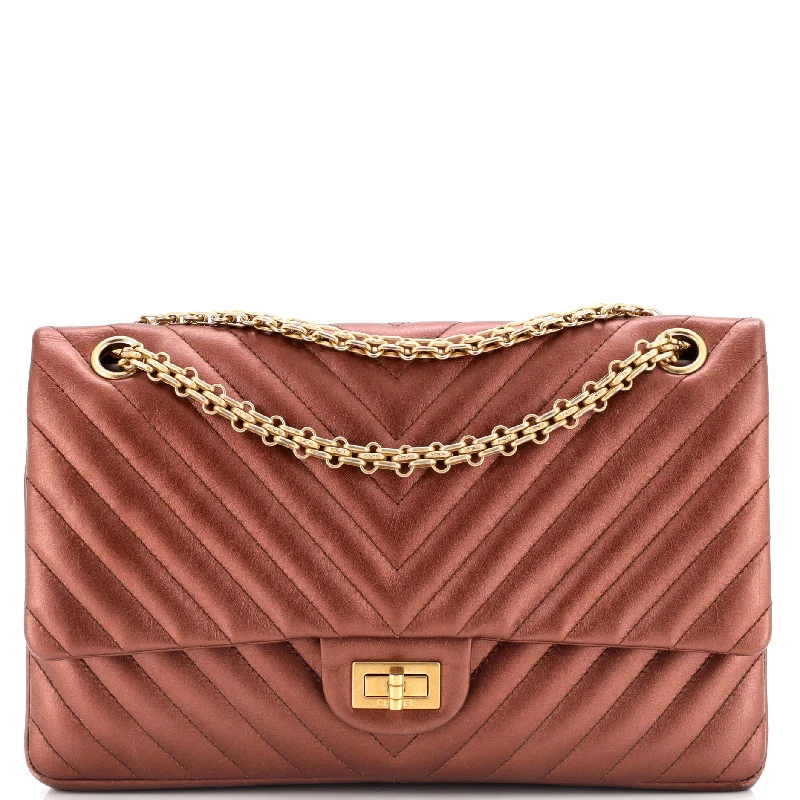Embroidered Denim Shoulder Bag in Blue for a Vintage VibeReissue 2.55 Flap Bag Chevron Aged Calfskin 226
