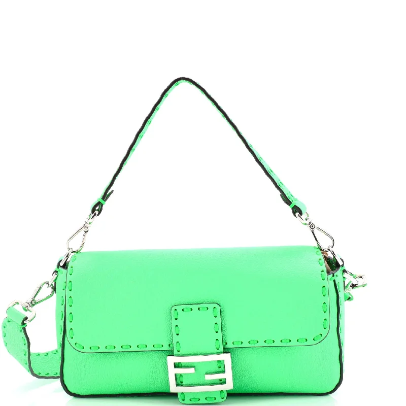 Shoulder Bag with Geometric Pattern in Multicolor for a Contemporary StyleSelleria Baguette NM Bag Leather Medium